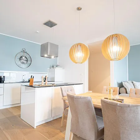 First Meerblick Apartament